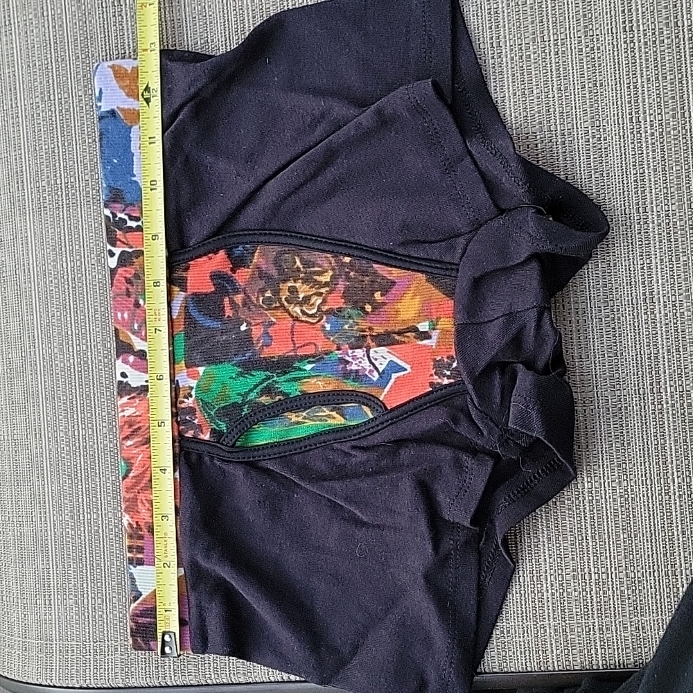 BRIEFS - Picture 7 of 10